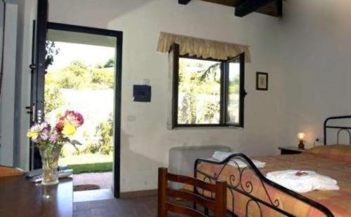 Il Covo Dei Briganti Hotel Latera ภายนอก รูปภาพ